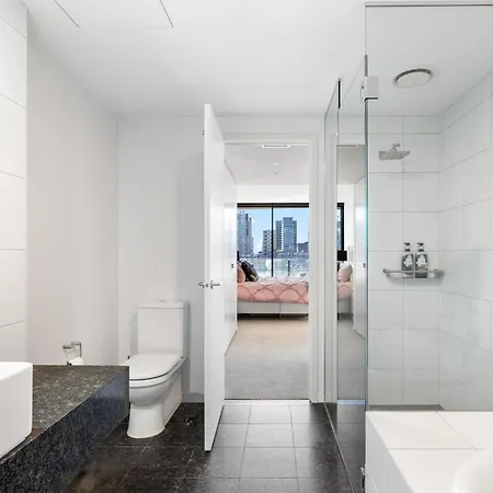 Spectacular Victoria Harbour Apartment Docklands Melbourne Exterior photo